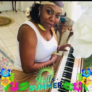 Meet your Posher, Carmen